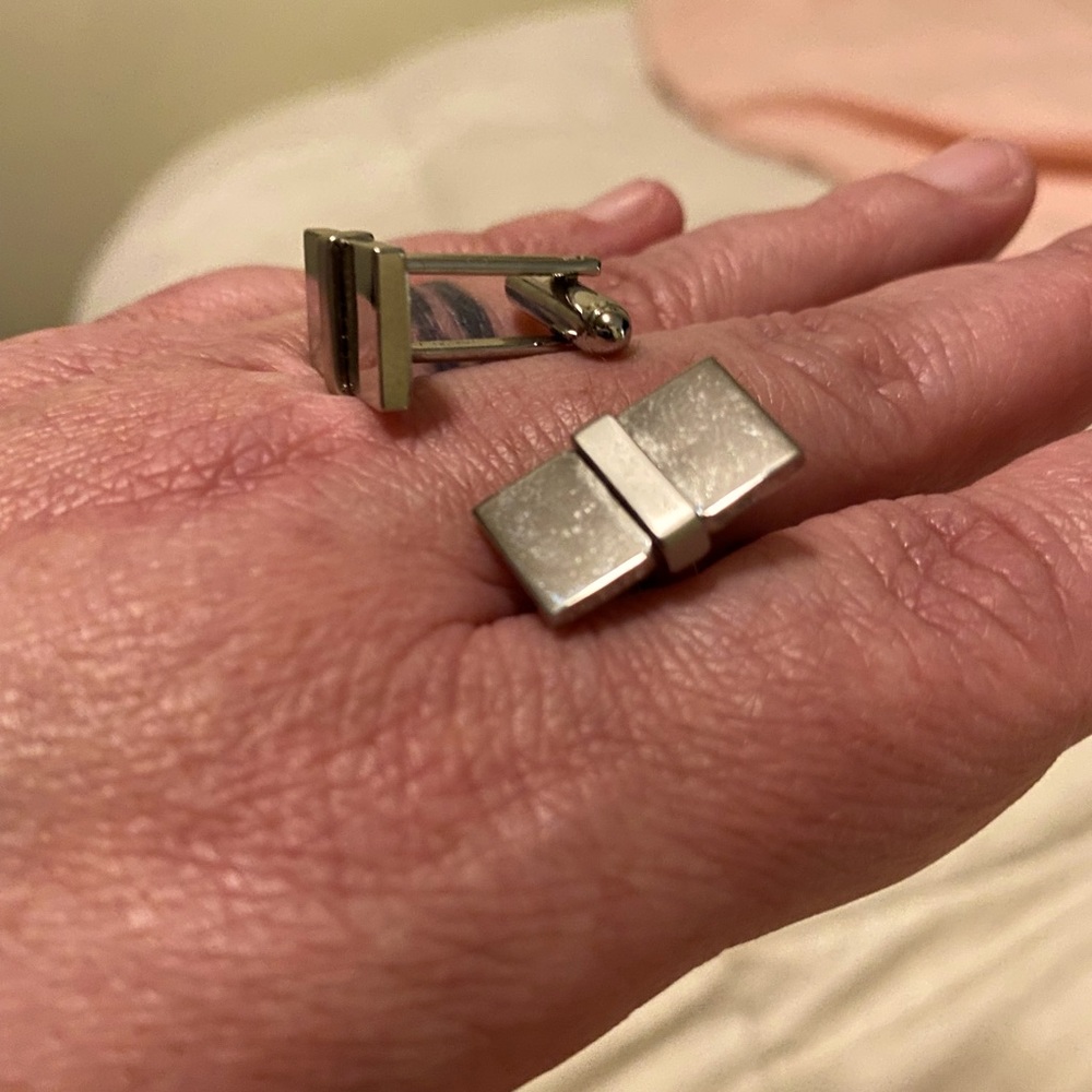 Silver cuff links ready for styling!